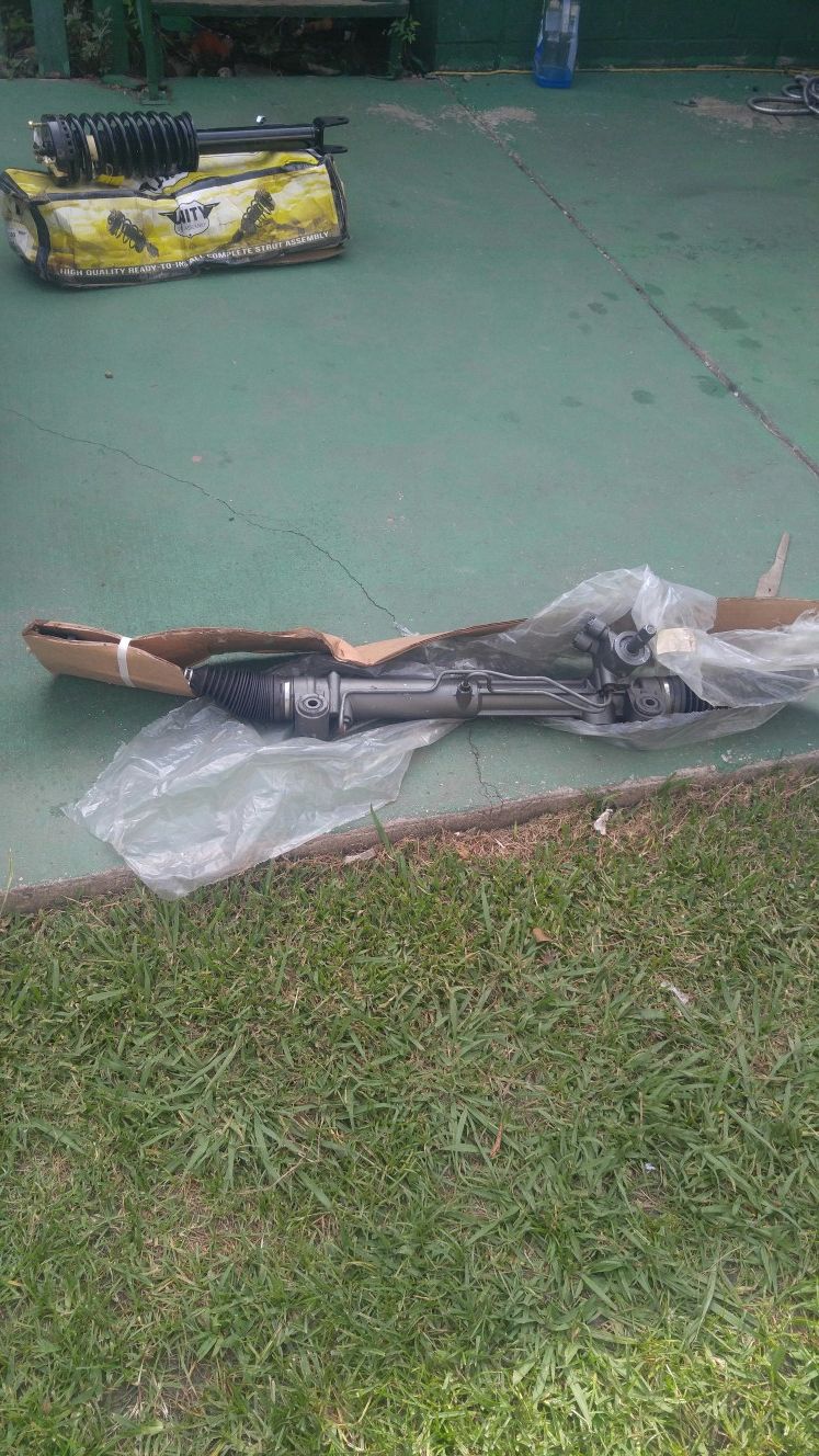 2006 Chrysler 300 rack and pinion