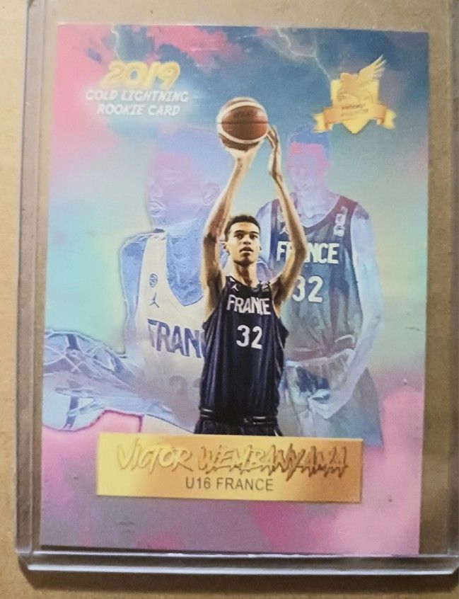 Really Nice Victor Wembanyama Rookie Card F/X