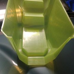 Walk Up Small Animal Barn In Weeki Wachee Spring Hill