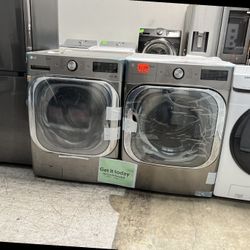 29 WIDE LG THINQ FRONT LOAD WASHER 5.2 CUBIC FEET DRYER 9.0 CUBIC FEET SET BOTH MEGA CAPACITY