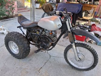 Honda atc 185 with dirt Bike front https://offerup.com/redirect/?o=ZW5kLml0 runs. Quad