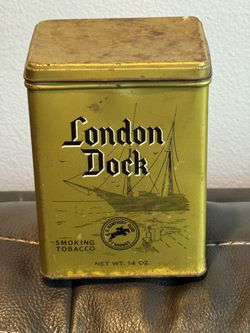 London Dock Tobacco Tin 1941