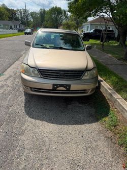 2004 toyota avalon xl