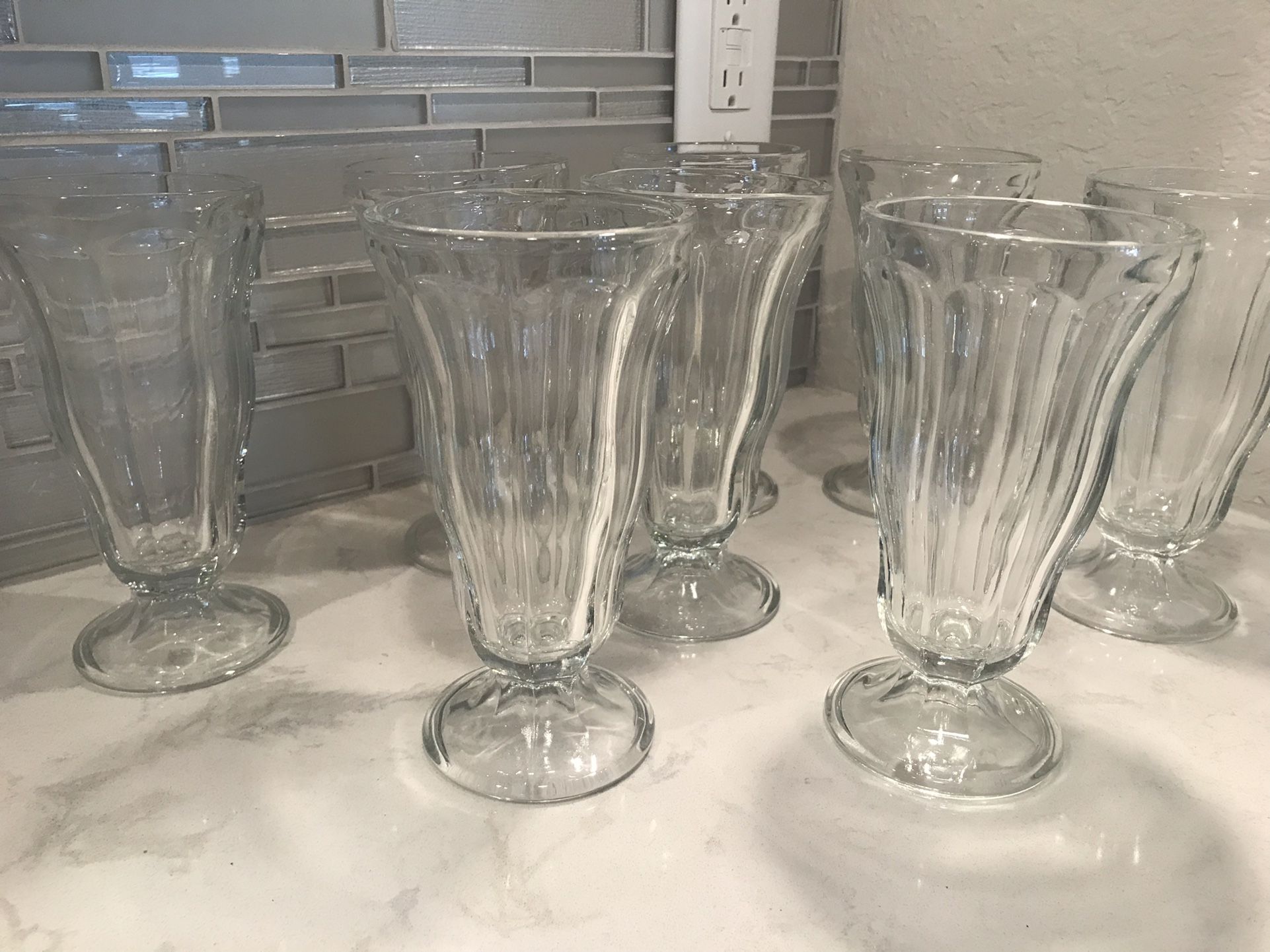 Set Of 8 Vintage Soda Fountain Glasses