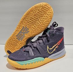 Nike Kyrie 7 Daybreak Size 7 Youth
