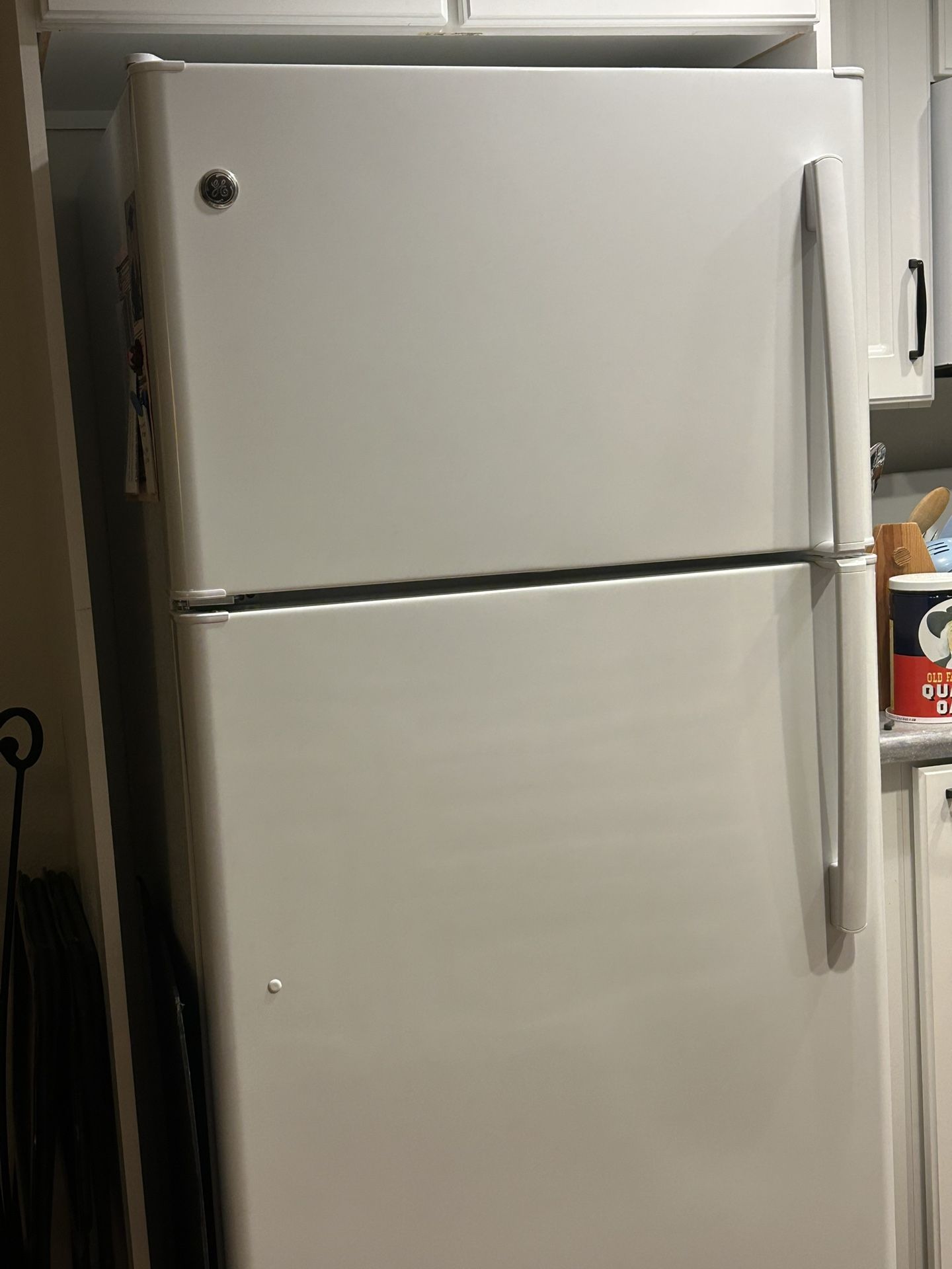 GE Refrigerator