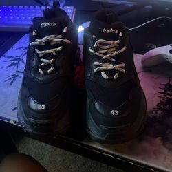 Triple S Balenciaga 