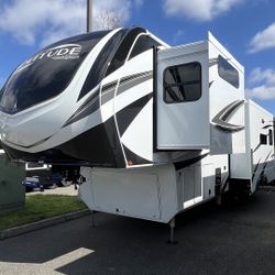 2025 Grand Design Solitude 310GK
