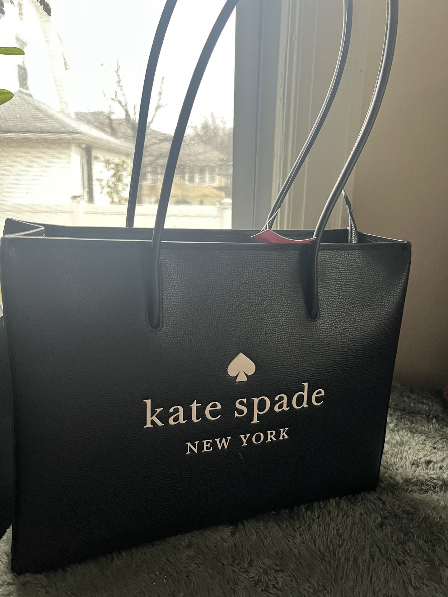 BRAND NEW KATE SPADE BLACK PURSE for Sale in Fairview, NJ - OfferUp