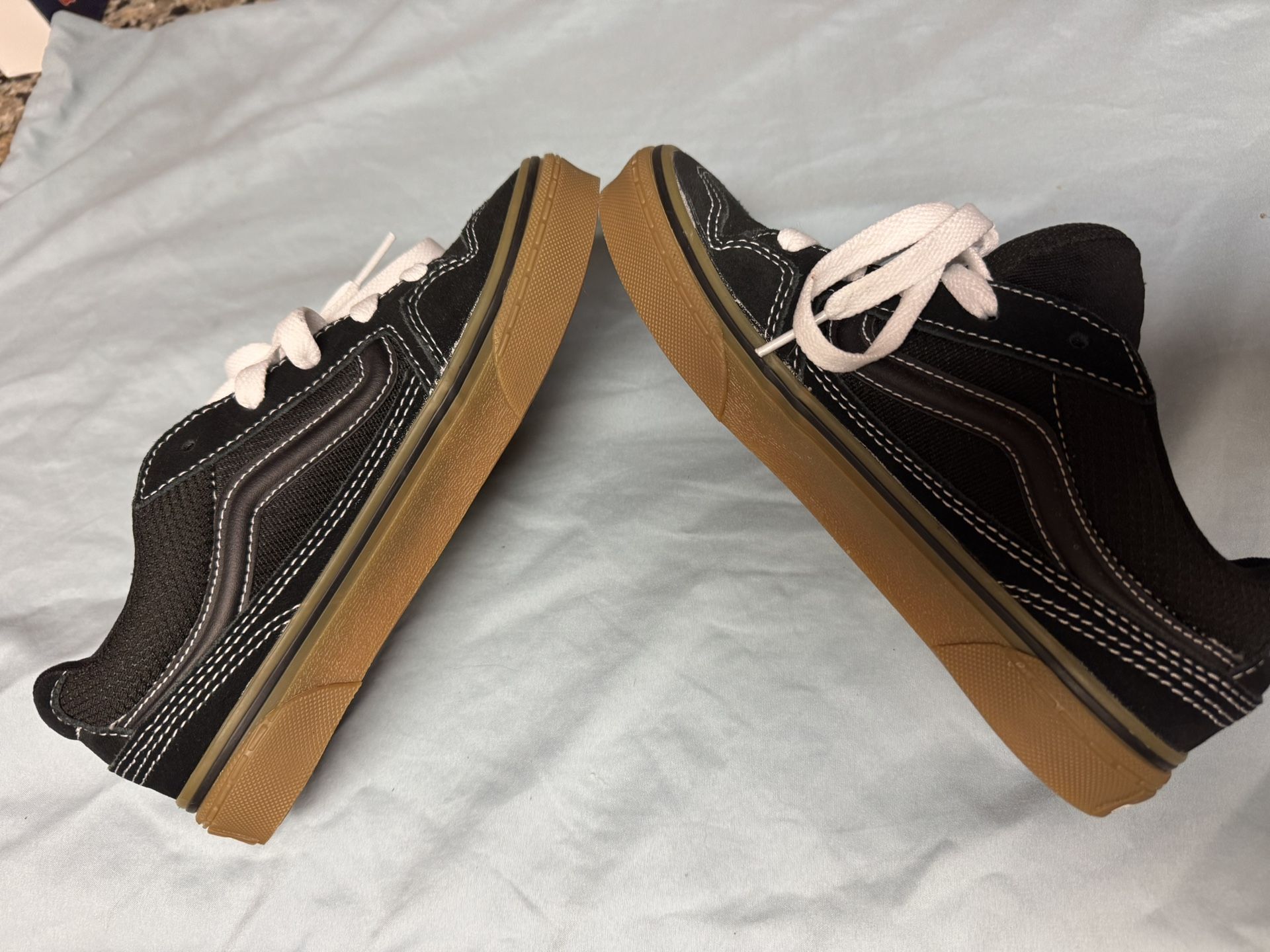 Vans And Nike Youth Size 3 And 3.5