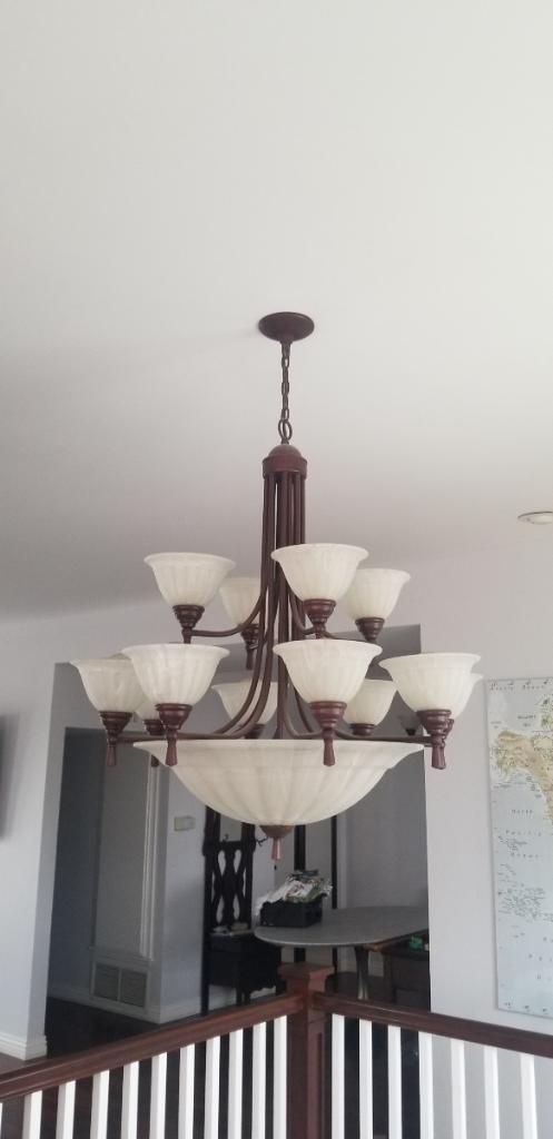 Large chandelier / multi light fixture