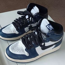 Jordan 1 Retro High OG Size 5.5