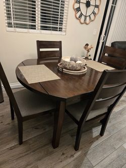Dining Set