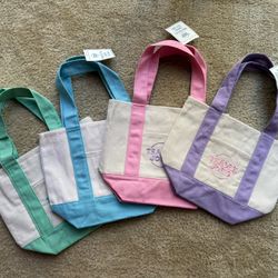 Trader Joe’s 2026 Mini Pastel Canvas Tote Bag Set of 4 New In Hand