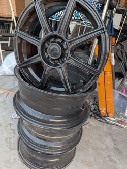 Universal Rims Size 17 in