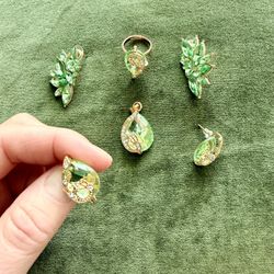 Green Jewelry Set