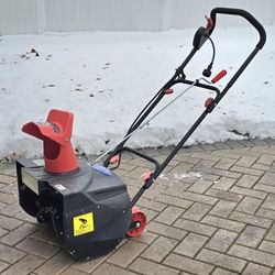 18 Inch Snow Joe Electric Snow Thrower 13.5 Amp Motor With Headlights