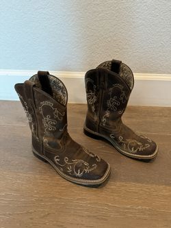 Girl’s Cowgirl Boots