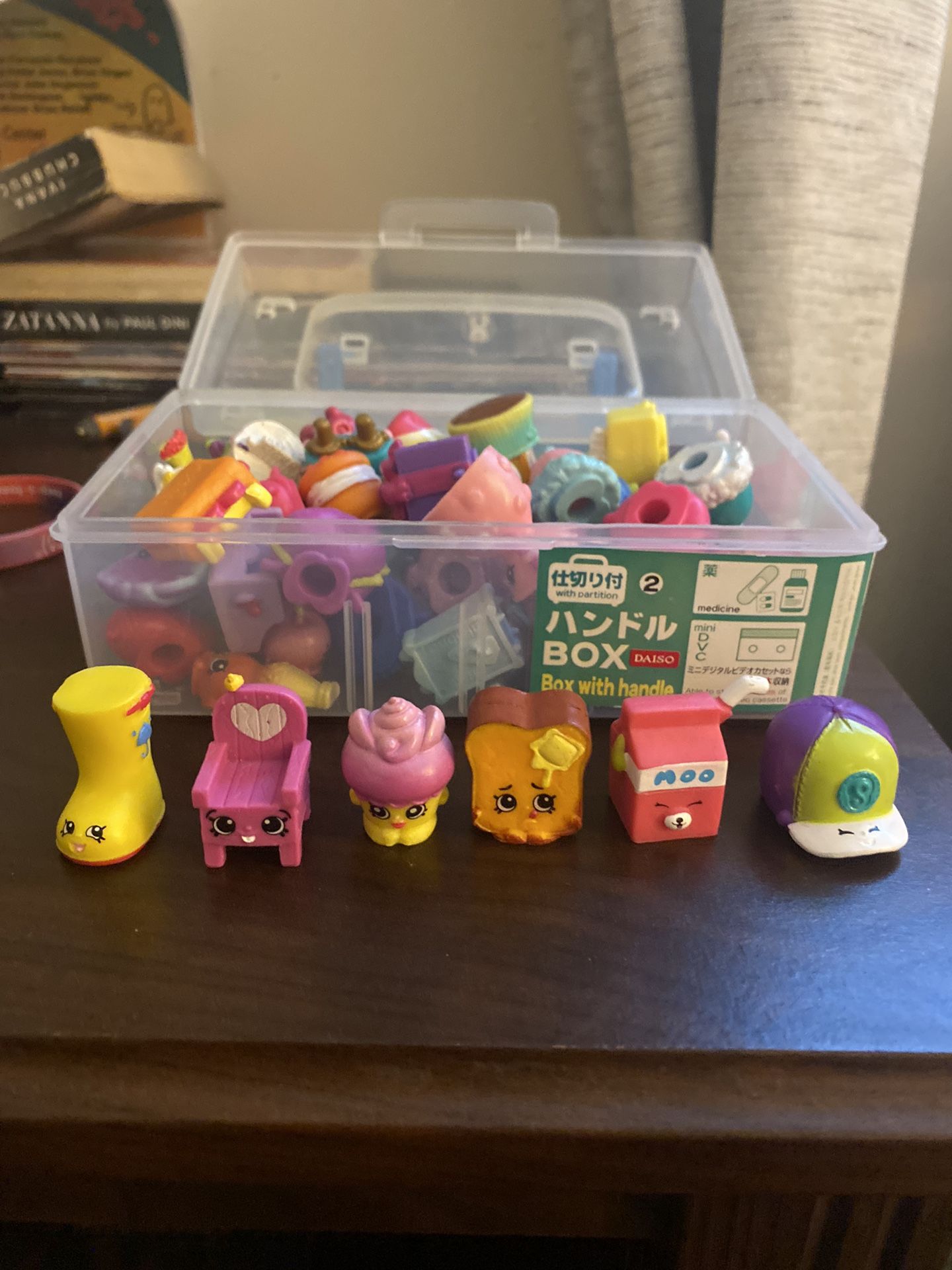 Shopkins Toys Being Sold In Groups Of 5 Shopkins
