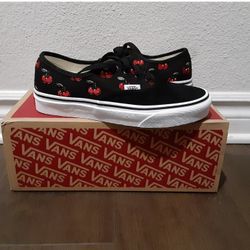 Vans Multiple Sizes Read Entire Description 