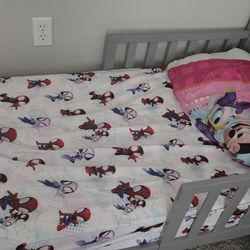 Toddler Bed With Matress