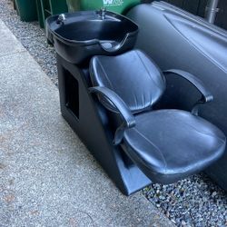 Salon Shampoo Chair And Sink