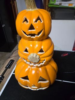 Stacked pumpkins Halloween blow mold