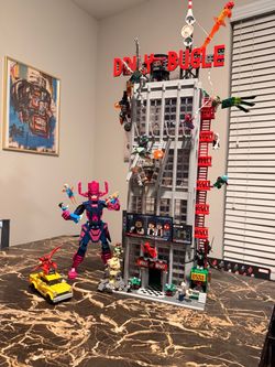 Lego Daily Bugle Set - RETIRED