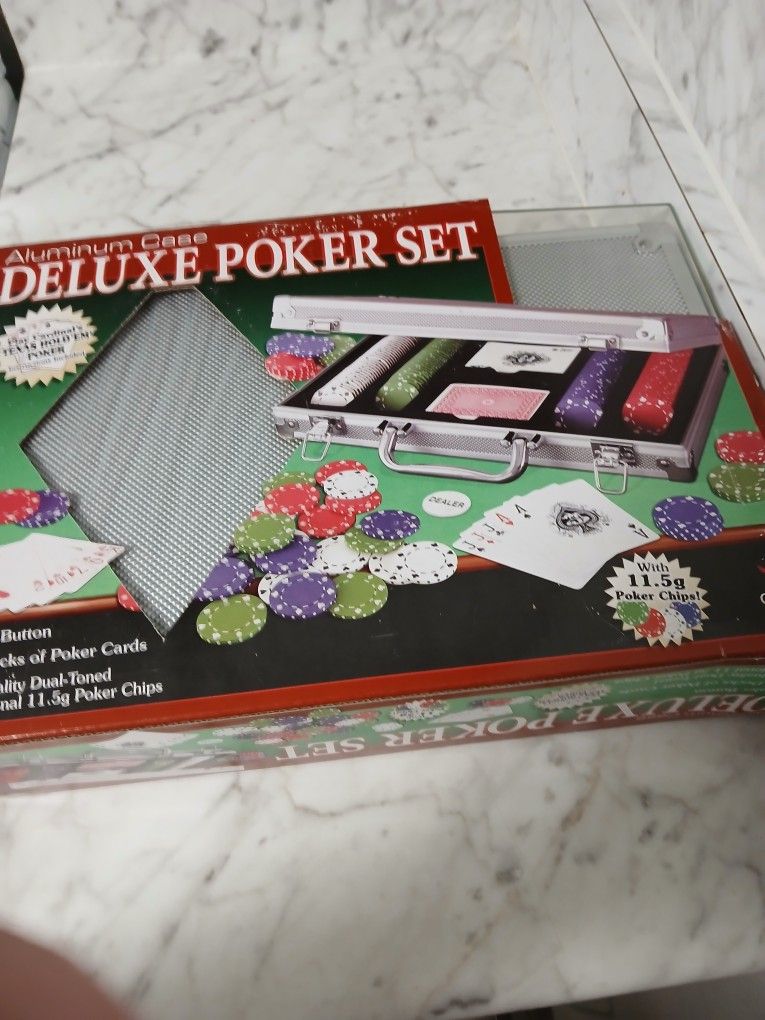New Poker Set In Case an Extra 2 Boxes Of Poker Chips