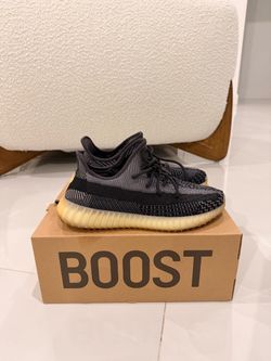 Yeezy Carbon 350 V2 Size 9.5