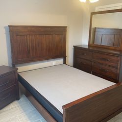 Queen Bedroom Set With Boxspring 
