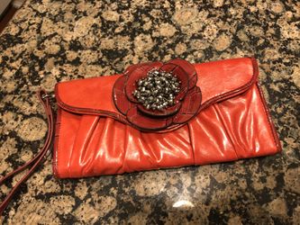 $10- wristlet/wallet purse