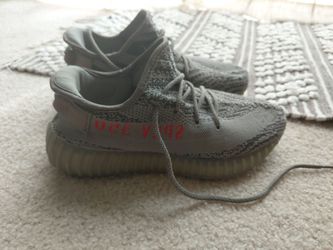 Yeezy boost 350 size 7 us (LEGIT)