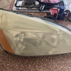 2006 Honda accord Headlights OEM