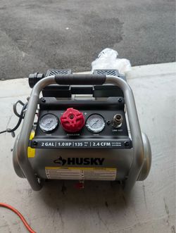 Husky 2 Gal. 135 PSI Portable Electric Oil-Free Quiet Air Compressor – New