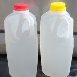 Enjoy Your 4th Of  July Weekend With A COLD Bottle  Of Coconut Water 💧 QUENCH Your Thirst 