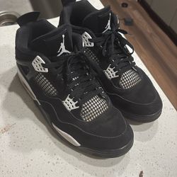 Size 12 Jordan 4s 