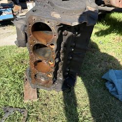 Chevy C20 Engine Block 350