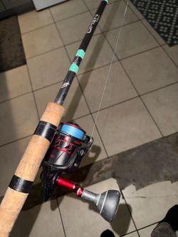 13 Fishing Omen Green Rod with Penn Spinning Reel
