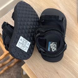 Vans Toddler Sandals Size 5/6. New, Never Worn. 