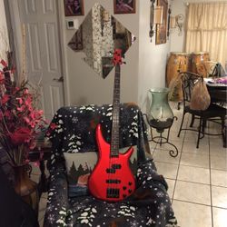 4 String Base Sound Gear Ibanez