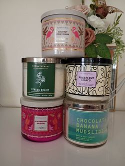 Bath & Body Works  Candles bundle of  5