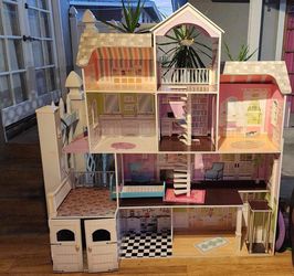 Doll House
