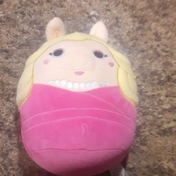 Disney Miss piggy squishmellow