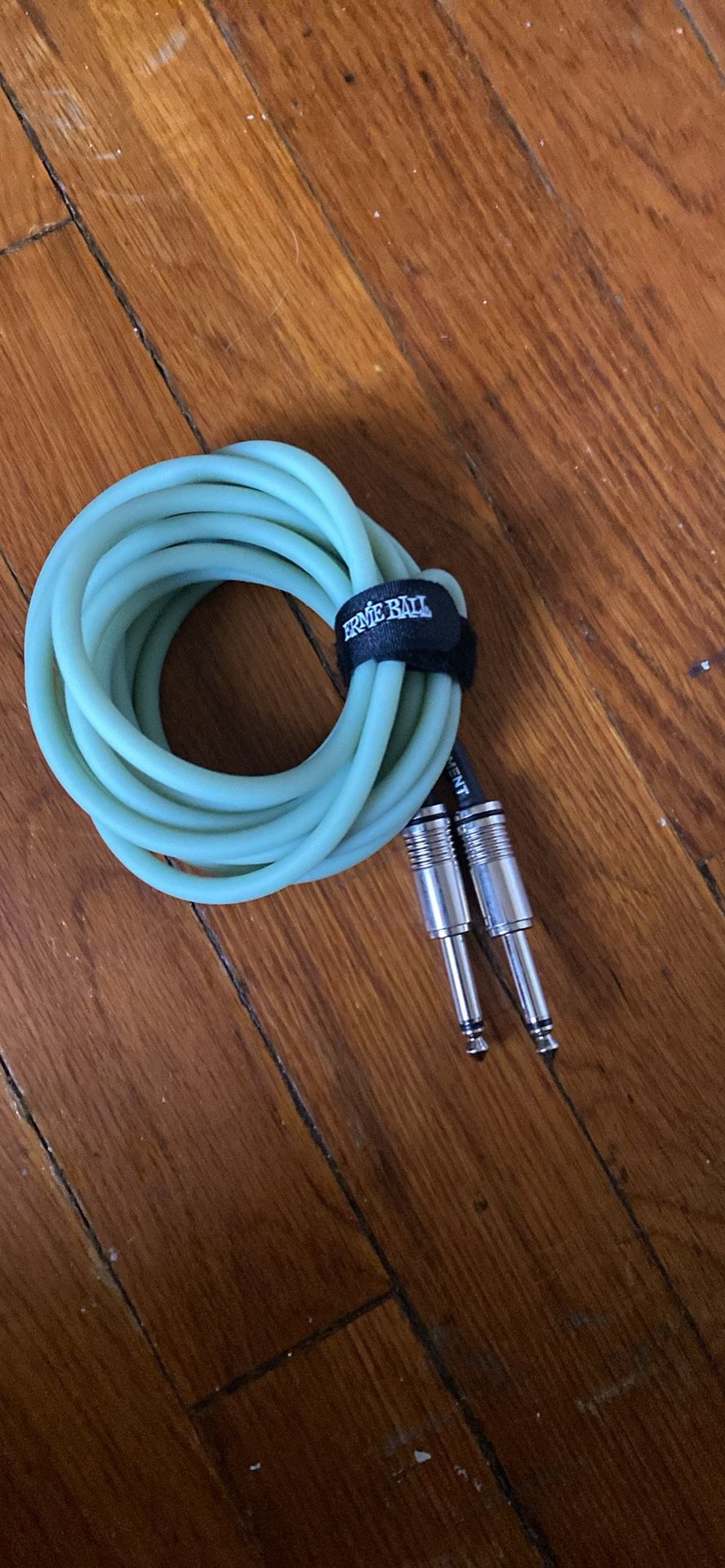 Glow-in-the-Dark Ernie Ball Guitar Cable — 10ft