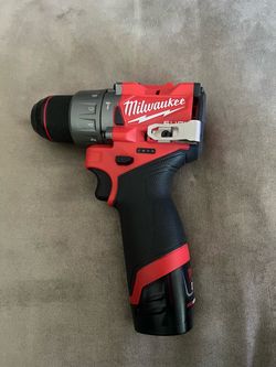 Milwaukee M12 Fuel Brushless Hammer Drill and 2.0 AH Battery