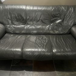 $150 Soft, Supple Deep Very Comfortable Black Leather Couch 