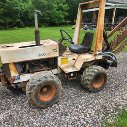 Trencher Bobcat Diesel 4x4