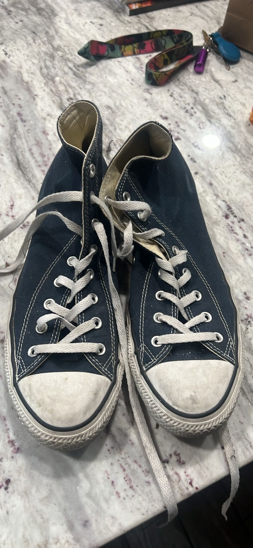 Converse Size 12 Men 14 Women
