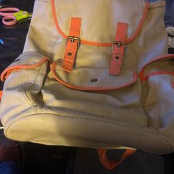 Backpack  Modismo